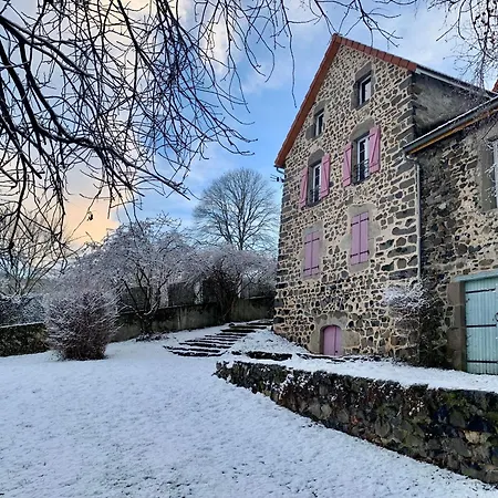 Maison De Charme Au Coeur Du Sancy En Auvergne * Saurier